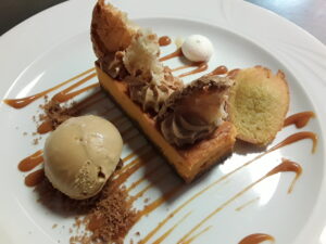 20171107 213337 1 300x225